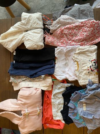Lot de vêtements en 12 mois