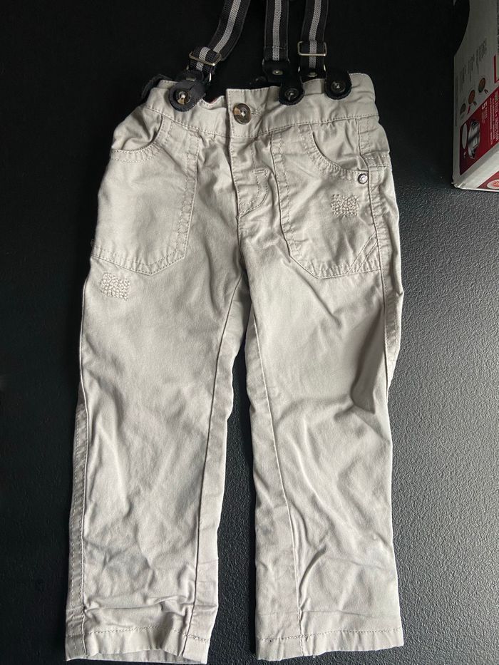 Pantalon tape à l’œil