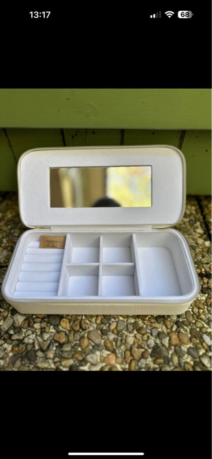 Boîte à bijoux blanche - photo numéro 3