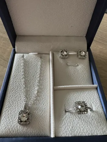 Parure bijoux