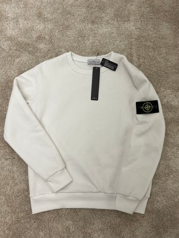 Pull stone island