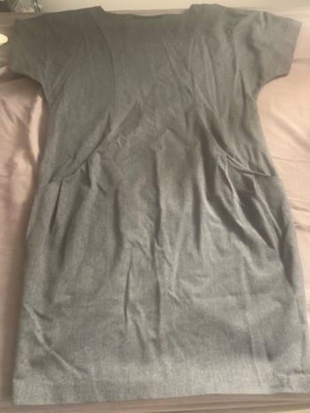 Robe grise à poche Zara