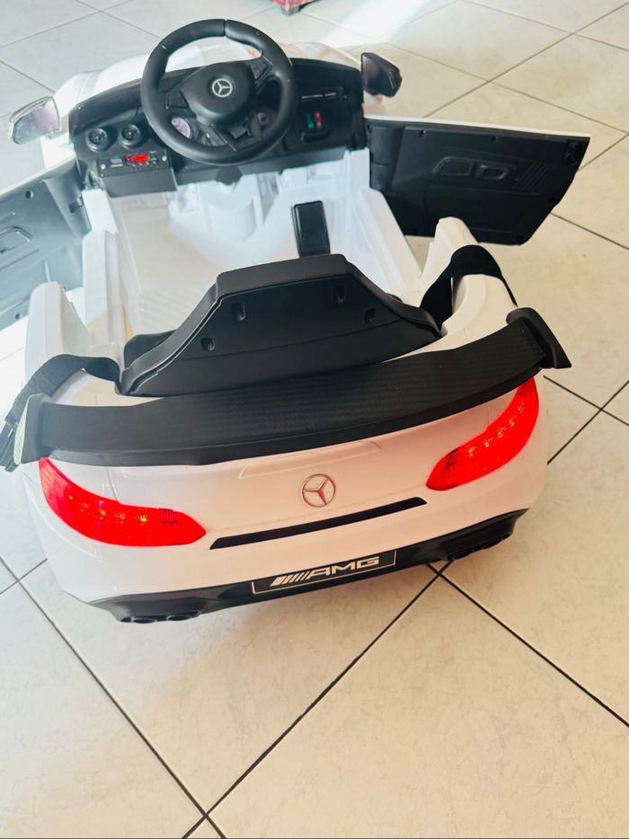 Voiture électrique avec télécommande et chargeur 🌸🌺 - photo numéro 4