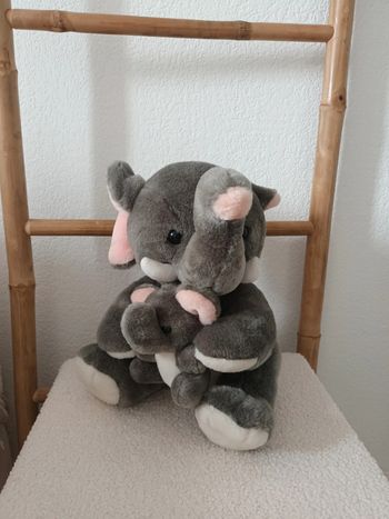 Peluche éléphant et son bébé Happy People