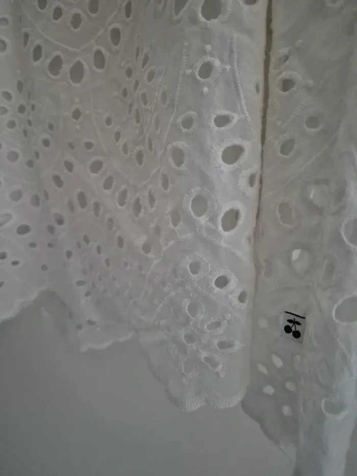 Robe blanche le temps des cerises - photo numéro 3