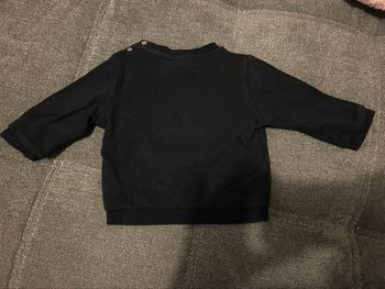 Pull bleu Marvel 6 mois