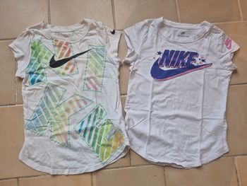 T-shirts nike 5-6 ans
