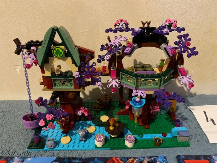 Lego elves 41075 The Elves' Treetop Hideaway complet en pièces sans figurine avec notices - photo numéro 4