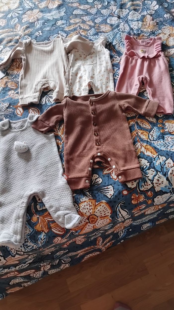 Vêtements bébé fille - photo numéro 4