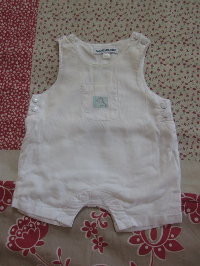 Salopette short blanche 1 mois