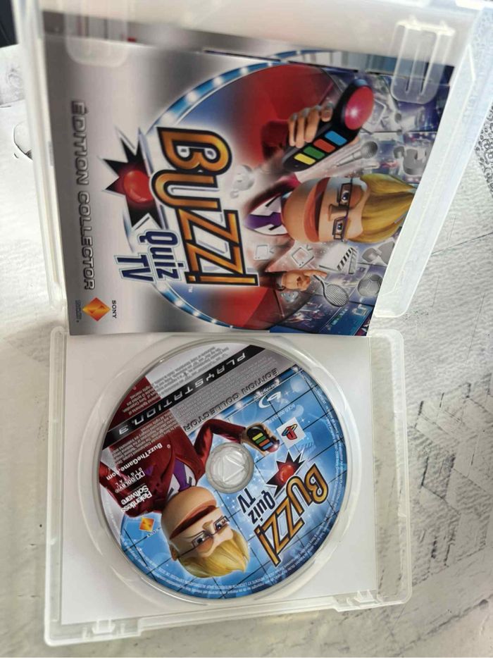 Buzz Quizz TV édition collector PS3 - photo numéro 5