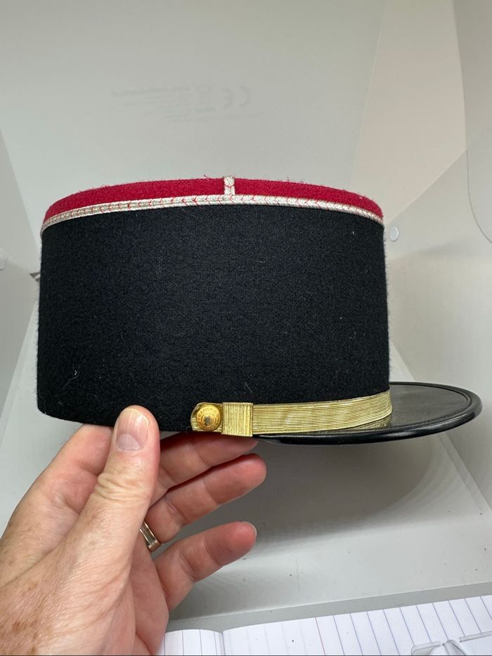 Képi Militaire Légion Étrangère Adjudant Avec Fourreaux D’épaule / Militaria - photo numéro 3