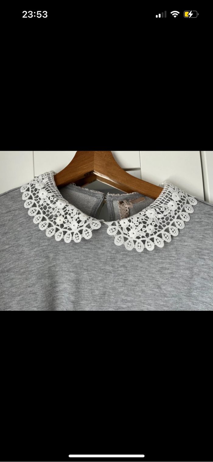 Pull col brodé - photo numéro 2