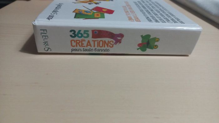 Livre d'activités. 365 créations pour toute l'année - photo numéro 2