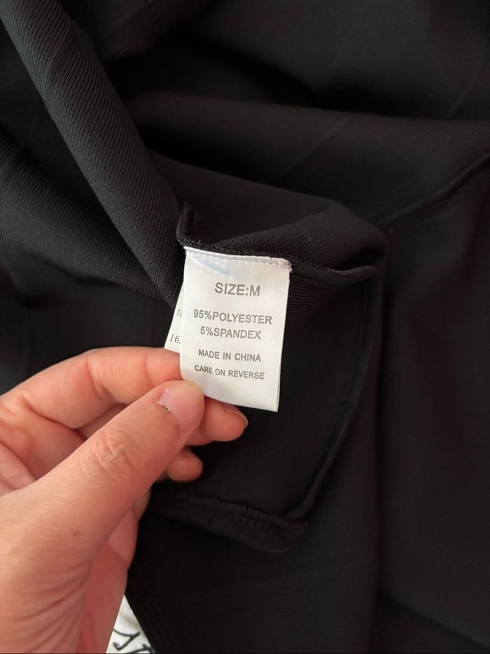 Robe bandage noire neuve - photo numéro 6