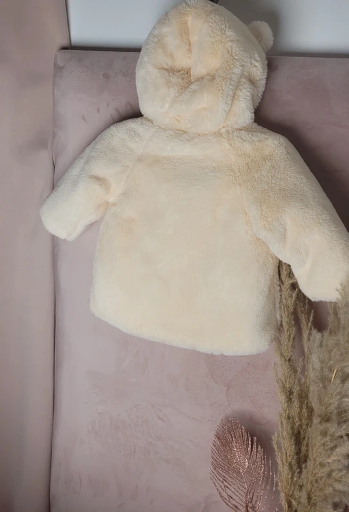 Manteau en fausse fourrure beige Kiabi enfant - photo numéro 6