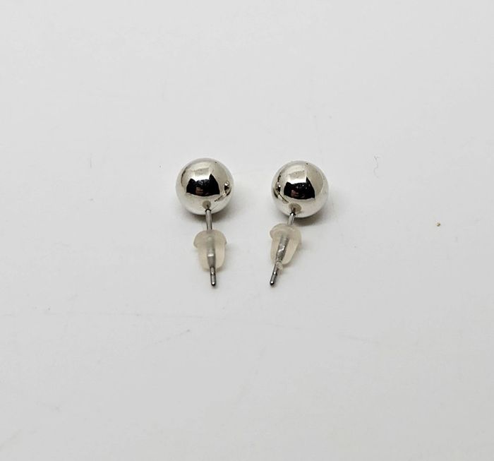 Paire de boucles d'oreilles. Neuve. Argenté 4 - photo numéro 3