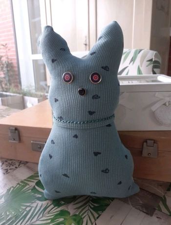 Lapin décoratif en tissu