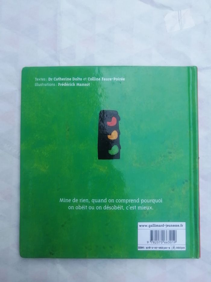 Livre obéir désobéir - photo numéro 2