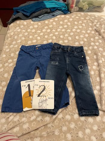 Lot 2 pantalons 12 mois