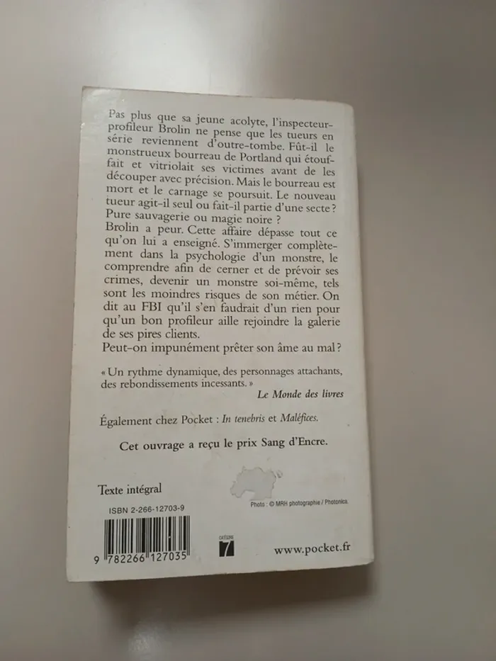 L'âme du mal de Maxime Chattam chez Pocket - photo numéro 2