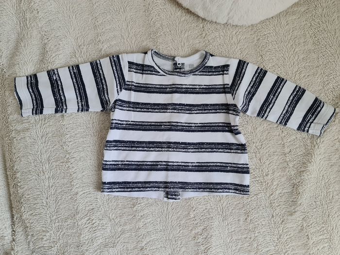 Lot vêtements/ ensemble garçon 9 mois - photo numéro 4