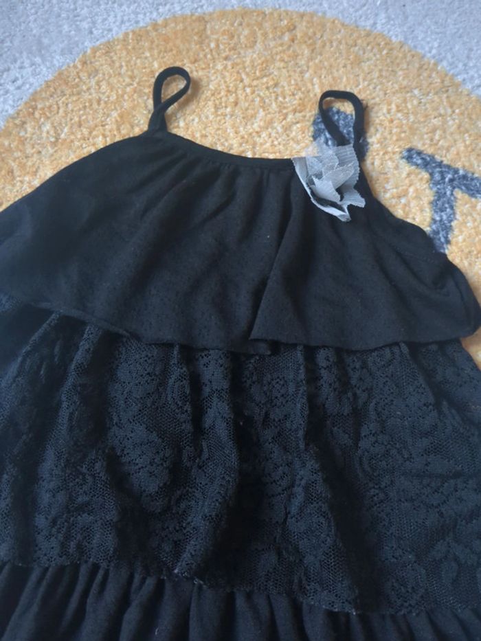 Débardeur noir volants dentellesm 5 ans - photo numéro 2