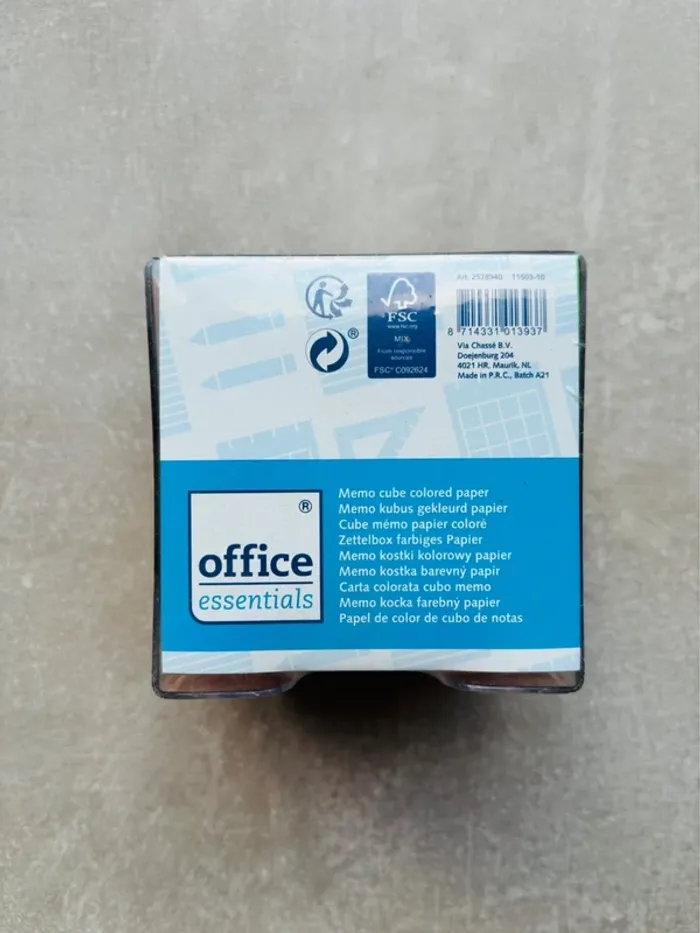 Cube mémos post it Office Essentials neuf - photo numéro 2