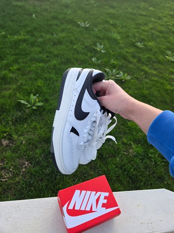 Basket neuve nike noir et blanche style dunk low af1 air force one gamma