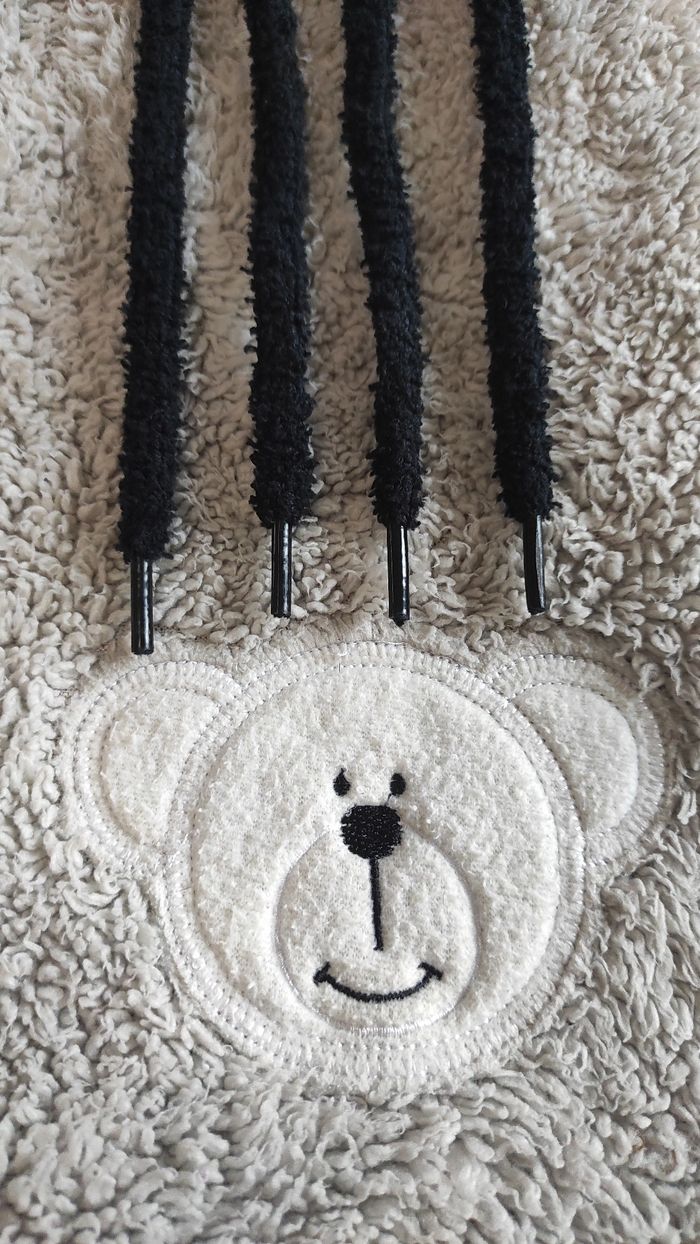 ⚫ Lacets fluffy noir – 120 cm (look street & chic) - photo numéro 2