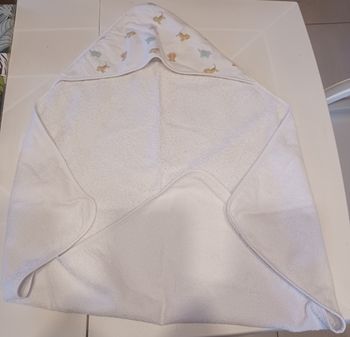 Cape de bain bébé