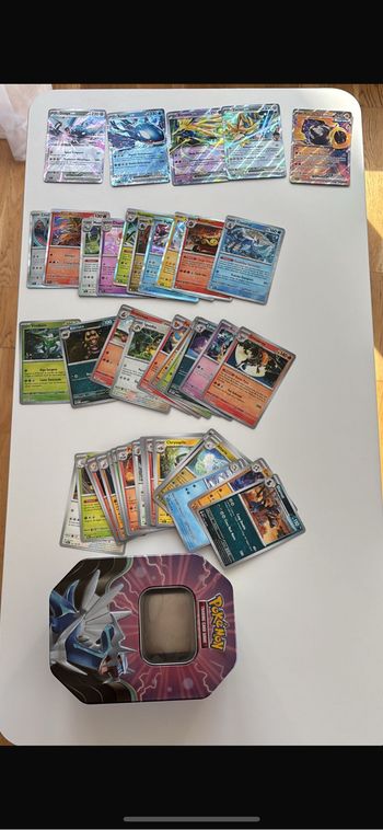 2 lots cartes Pokémon françaises puissantes :  5 EX + 10 holographiques + 10 reverses  + 25 communes