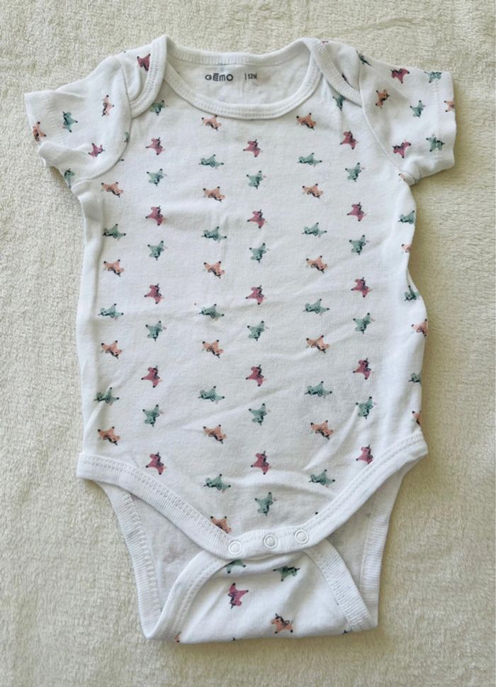 Body / Bodie blanc manches courtes avec motifs licornes 12 mois Gemo