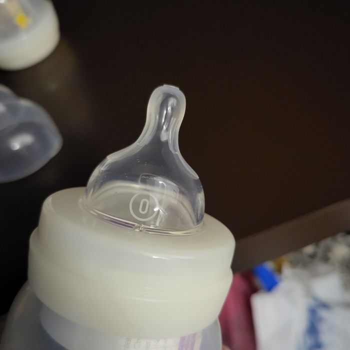 Biberons Mam lot de 5 neufs - photo numéro 2