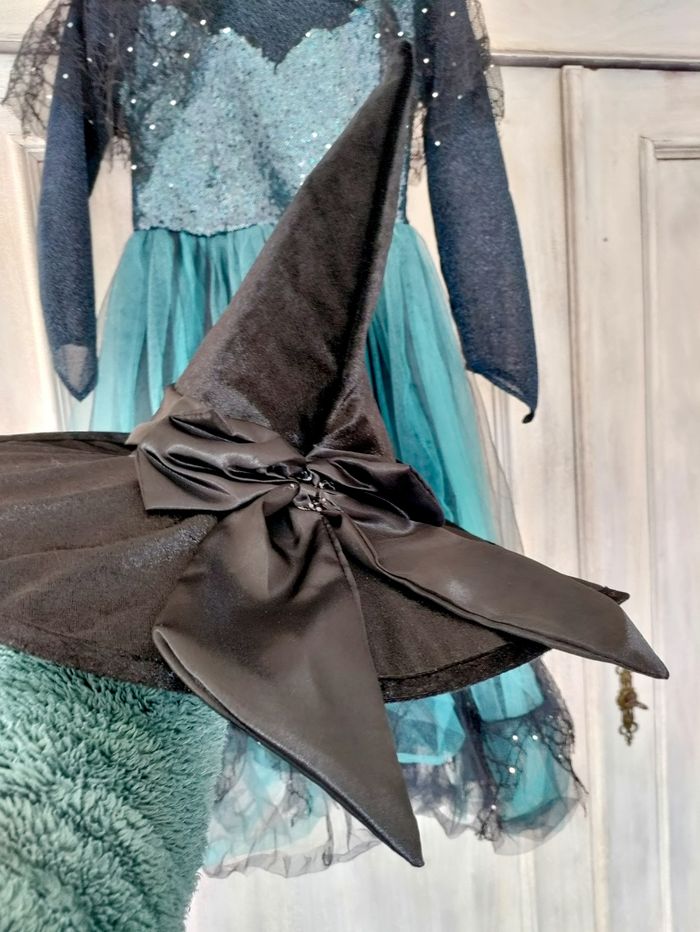 Robe sorcière sequins tulle - photo numéro 7