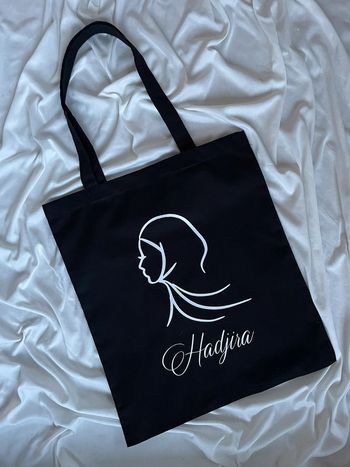 Tote bag