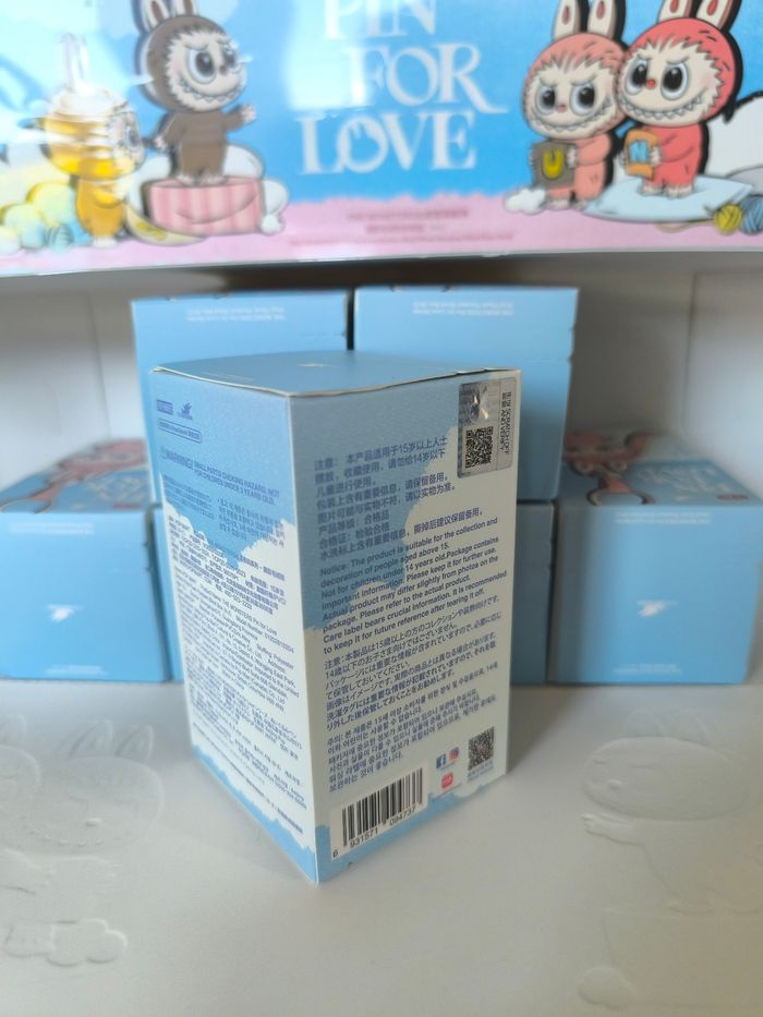Labubu Pin for Love N-Z (Brand New & Authentic Pop Mart) - photo numéro 3