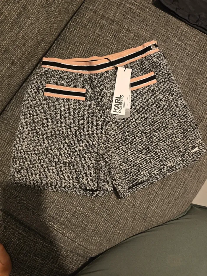 Sublime short