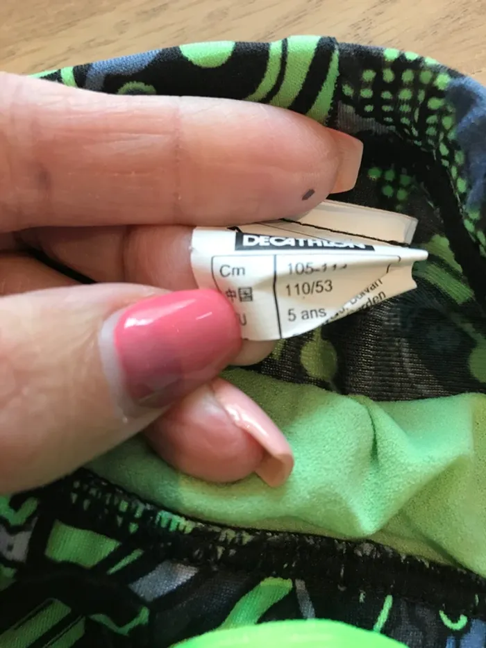 Maillot de bain taille 5 ans - photo numéro 3