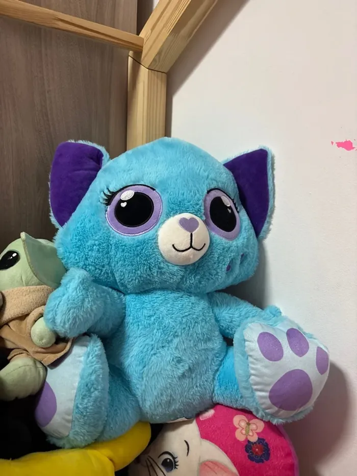 Géante peluche chat bleu