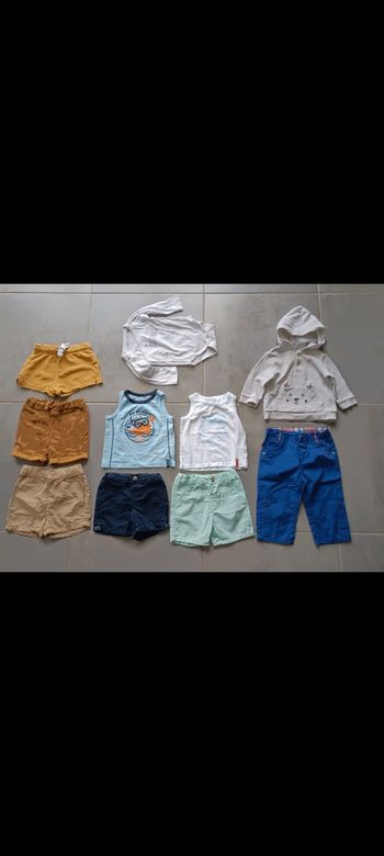 Lot de vêtements été bébé garçon en 9 mois