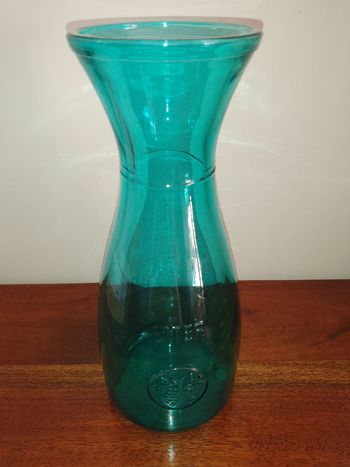 Vends carafe à eau.