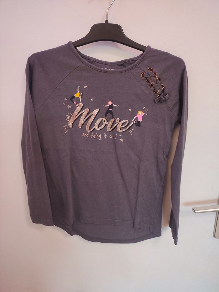 Tee shirt