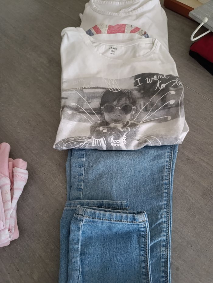 Jeans ,2 tee shirts ml