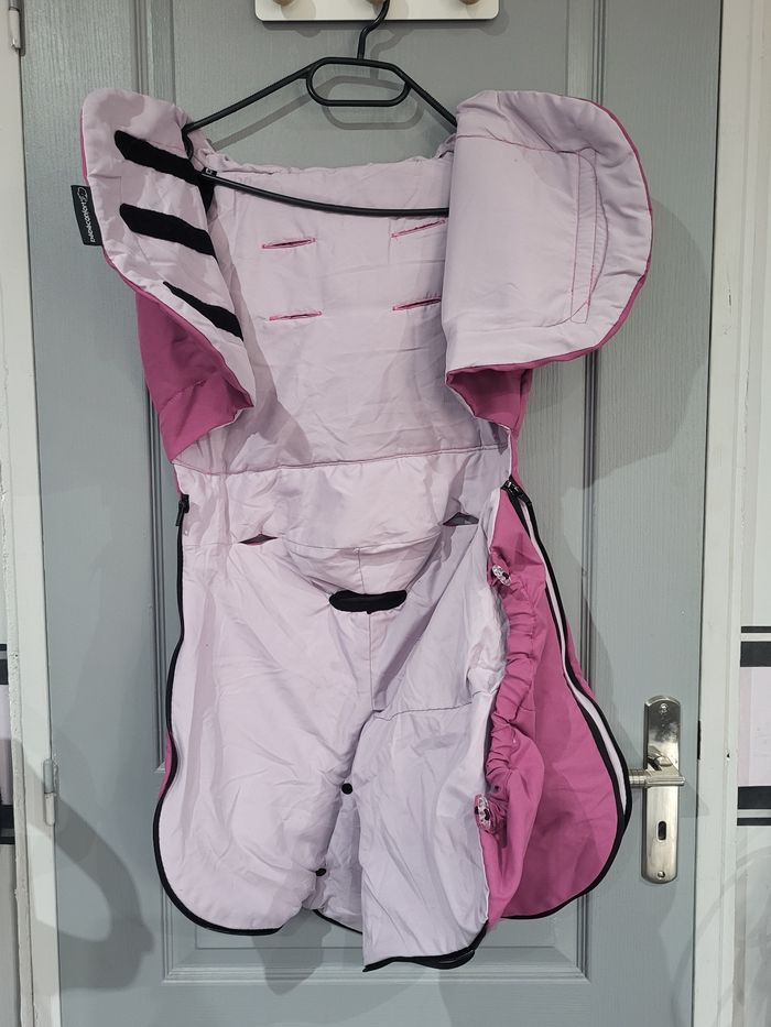 Couverture siège  auto - photo numéro 3