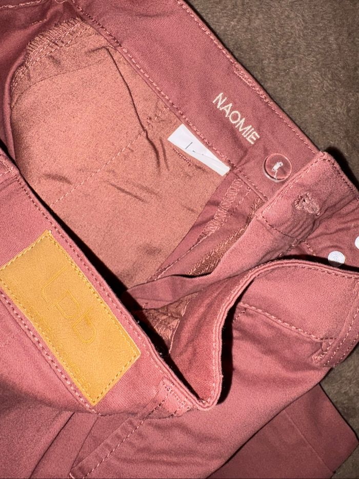 Pantalon bordeaux les petites Bombes LPB taille XS en très bon état. - photo numéro 3