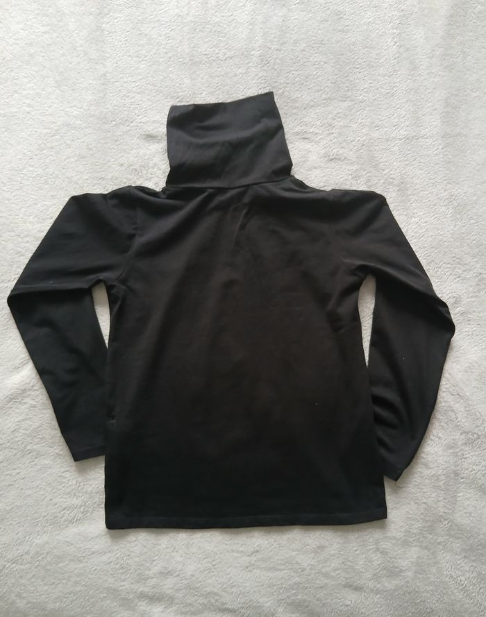 T shirt col roulé Tape à l'oeil 
Taille 10 ans
Manches longues
Noir - photo numéro 2