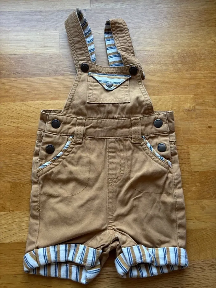 Jolie salopette short Kiabi 1 mois garçon