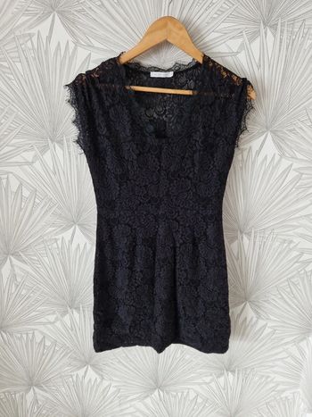 Jolie robe d'été dentelle Gémo taille 36