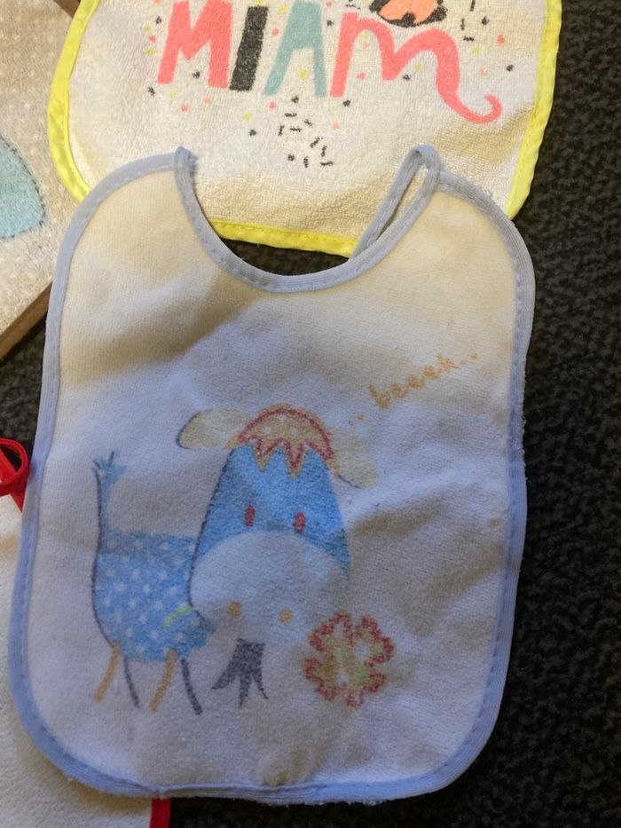 Lot 4 bavoirs imperméables - photo numéro 6